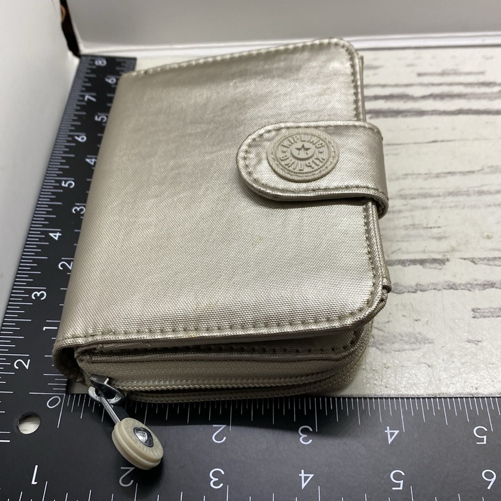 Like New Kipling Snap And Zip Wallet In A Metalli… - image 7